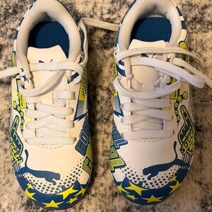 Puma Kids White Greenand Blue soccer cleats